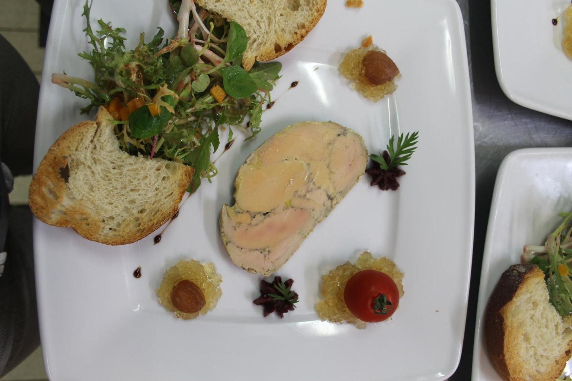 圣克莱门特餐饮酒店 Saint-Clement-sur-Valsonne 外观 照片