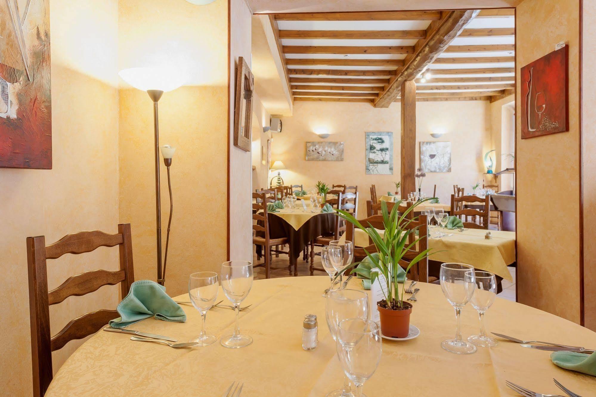 圣克莱门特餐饮酒店 Saint-Clement-sur-Valsonne 外观 照片